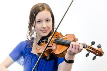 Violinist Christina Taylor